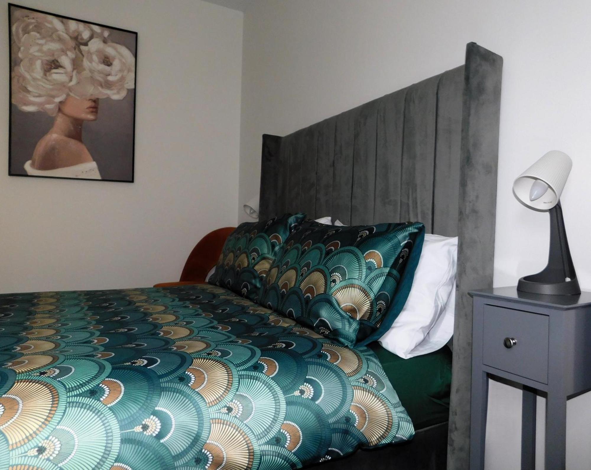 Beautiful Meadowbank Apartment With On-Street Parking Edinburgh Bagian luar foto