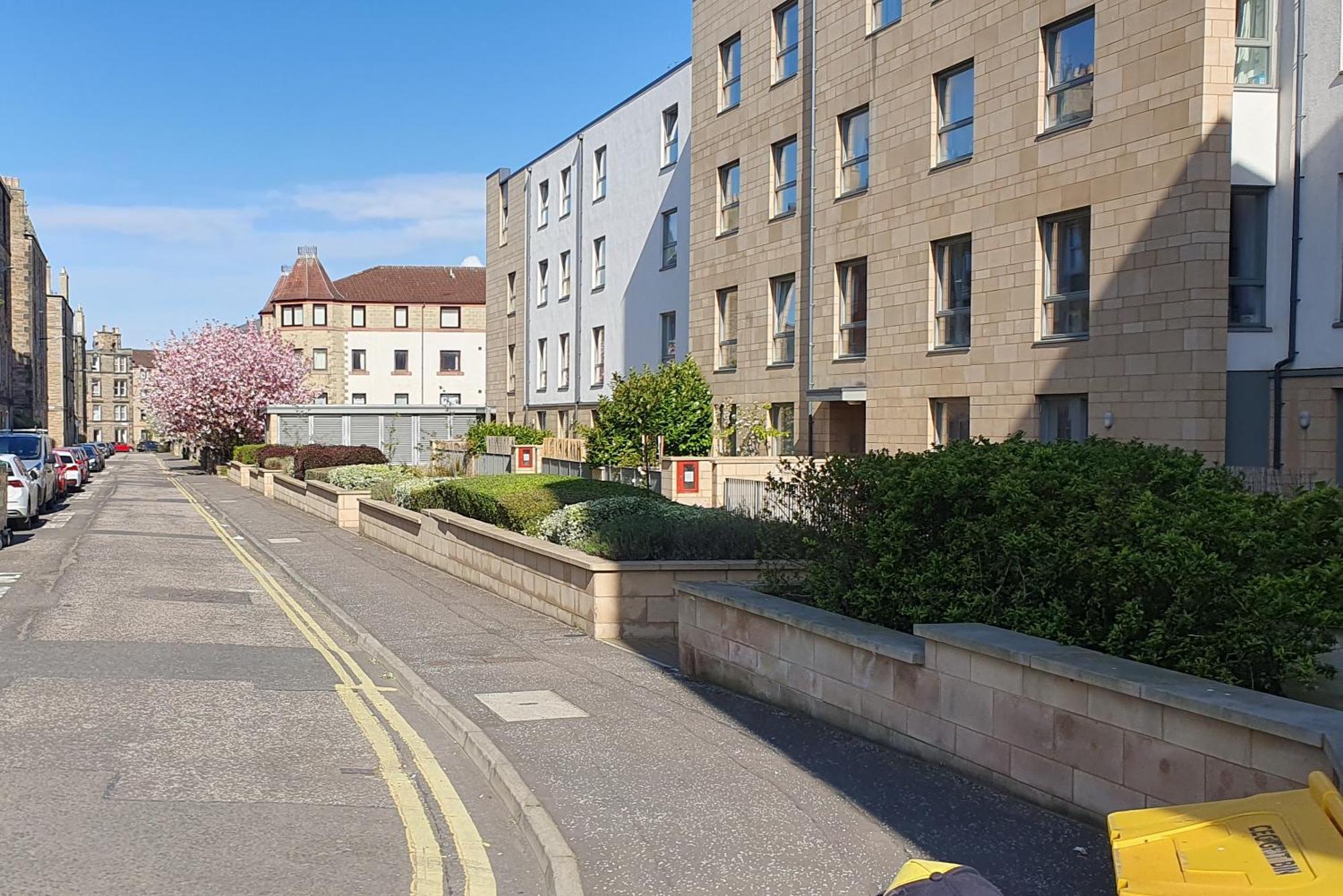 Beautiful Meadowbank Apartment With On-Street Parking Edinburgh Bagian luar foto